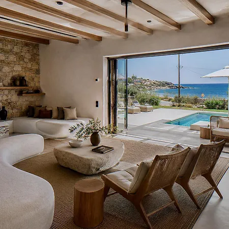 Terrasi V Pool House