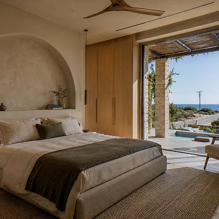 Terrasi V Pool House